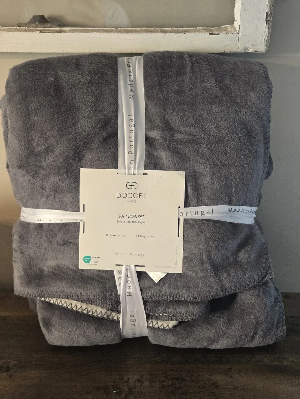 NWT “Docofil White” Soft Queen Blanket Dark Gray Reversible Light Gray Portugal